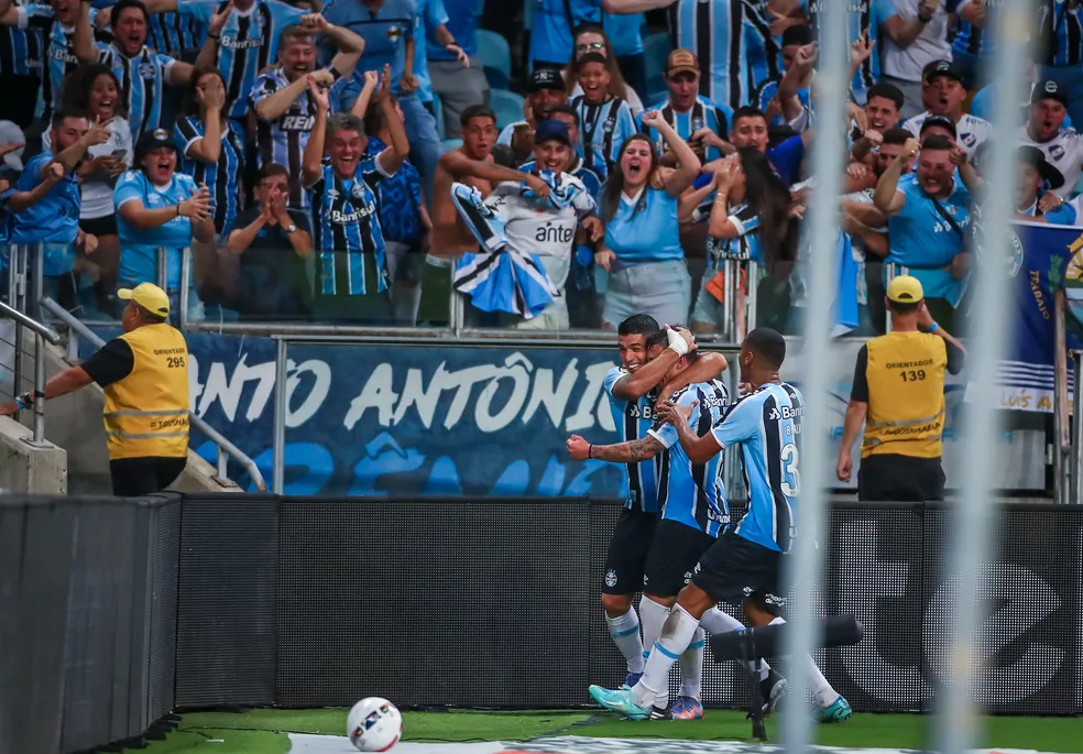 Grêmio tem maior série invicta entre clubes da Série A e B — Foto: Lucas Uebel/Grêmio